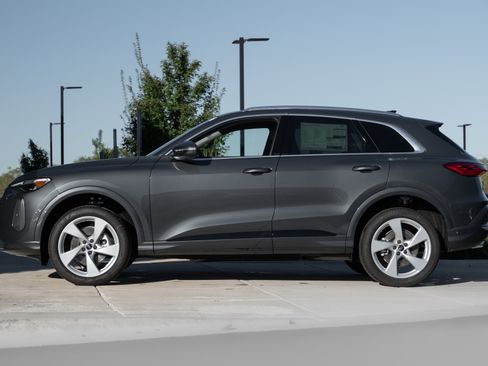 New 2025 Audi Q5 Premium Plus image 6