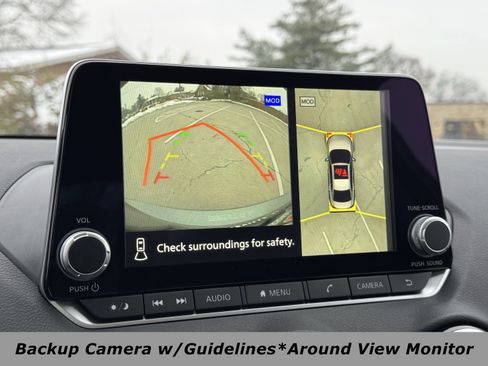 Certified 2025 Nissan Sentra SR w/ SR Premium Package image 8