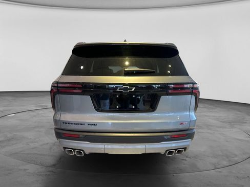 New 2026 Chevrolet Traverse Z71 w/ Driver Confidence Package AWD/4WD image 11