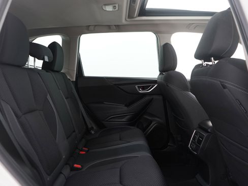 Used 2023 Subaru Forester Premium image 12