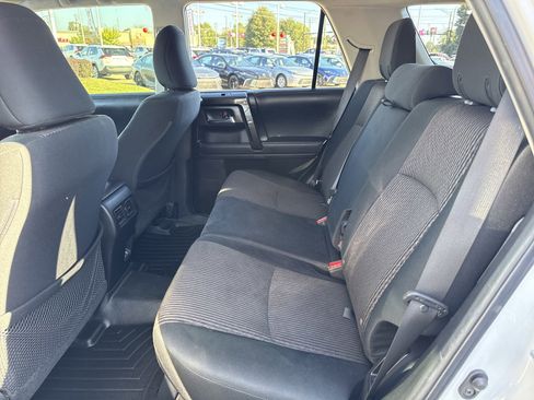 Used 2021 Toyota 4Runner TRD Off-Road image 13