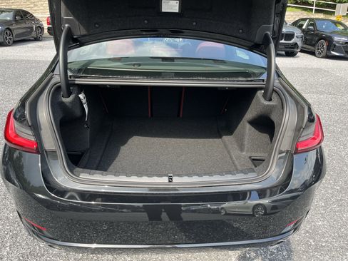 Used 2025 BMW 330i xDrive Sedan image 8