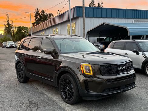 Used 2022 Kia Telluride EX w/ EX Premium Package AWD/4WD image 13