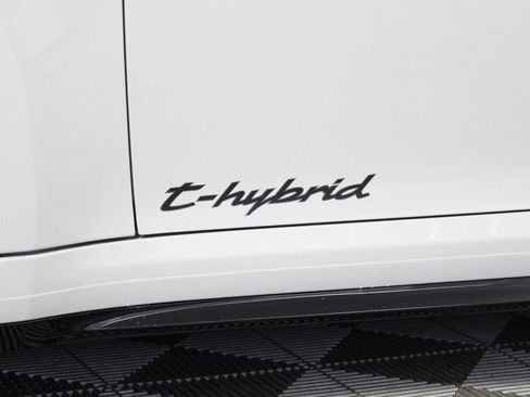 Used 2025 Porsche 911 Carrera 4 GTS image 15