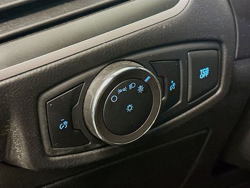 Used 2024 Ford Edge SEL image 17