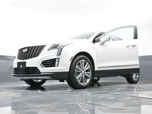 Used 2026 Cadillac XT5 Premium Luxury w/ Driver Assist Package AWD/4WD image 34