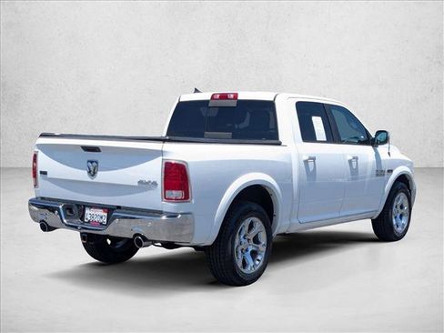 Used 2018 RAM 1500 Laramie w/ Convenience Group AWD/4WD image 5