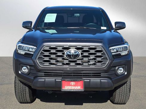 Certified 2023 Toyota Tacoma TRD Off-Road w/ Technology Package AWD/4WD image 9