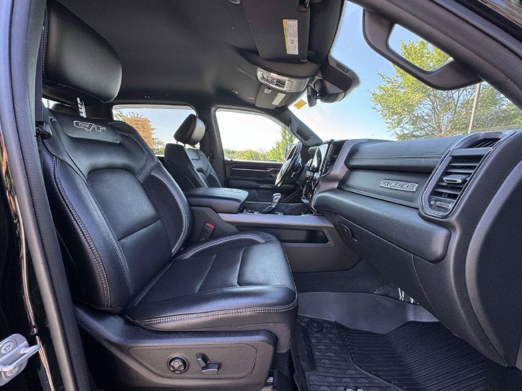 Used 2022 RAM 1500 Rebel AWD/4WD image 15