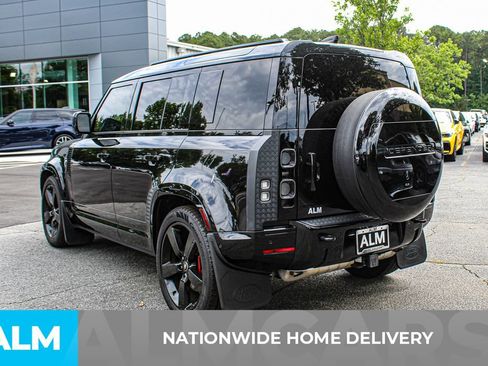 Used 2025 Land Rover Defender 110 X AWD/4WD image 4