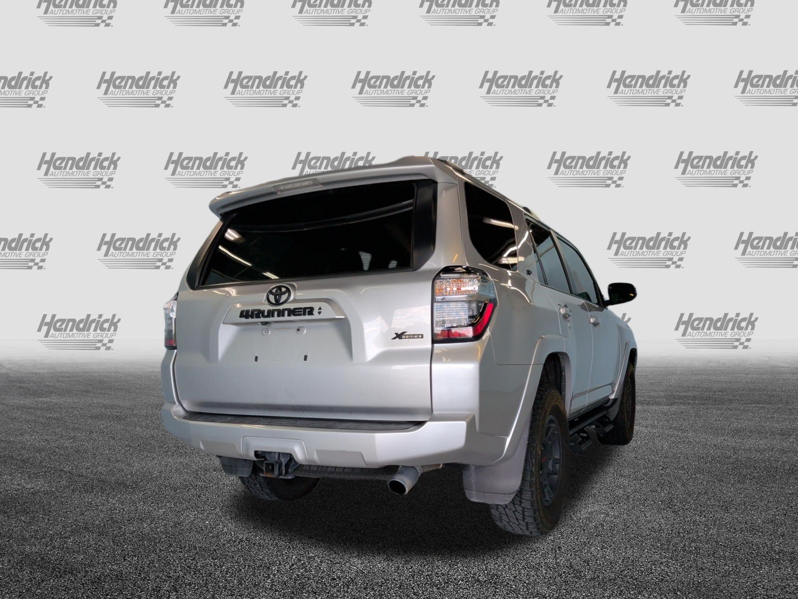 Used 2022 Toyota 4Runner SR5 Premium w/ Moonroof Package AWD/4WD image 11