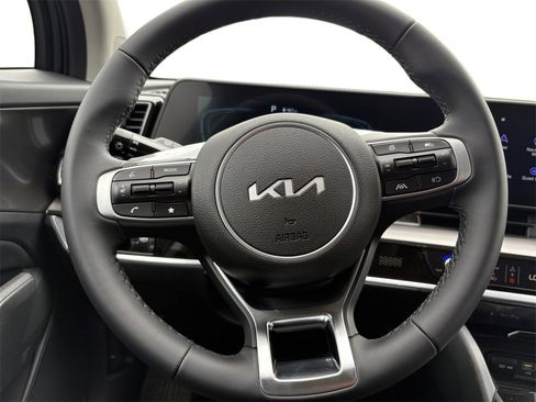 New 2025 Kia Sportage EX image 12