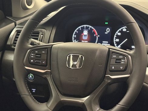New 2025 Honda Ridgeline RTL image 11