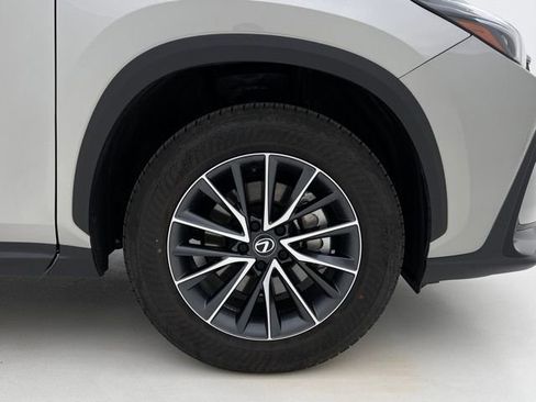 Certified 2025 Lexus NX 350 AWD w/ Accessory Package (2T) image 30