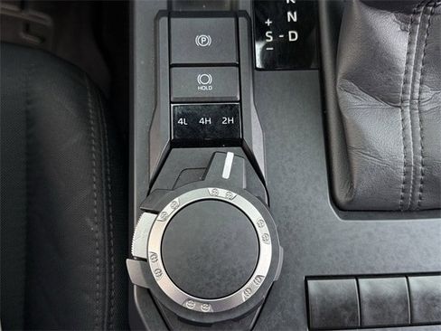 Used 2024 Toyota Tacoma SR image 19