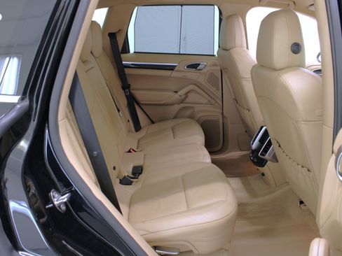Used 2012 Porsche Cayenne image 45