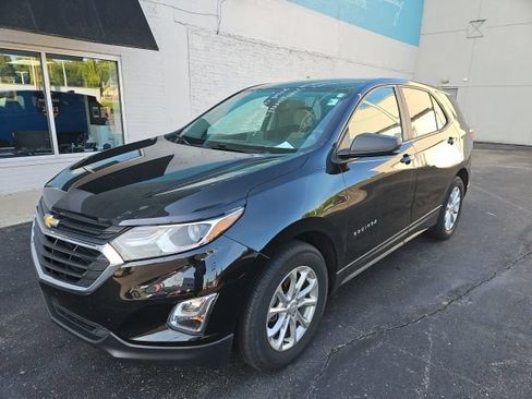 Used 2021 Chevrolet Equinox LS w/ LS Convenience Package FWD image 7