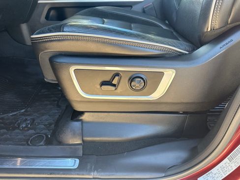 Used 2019 RAM 1500 Laramie image 13