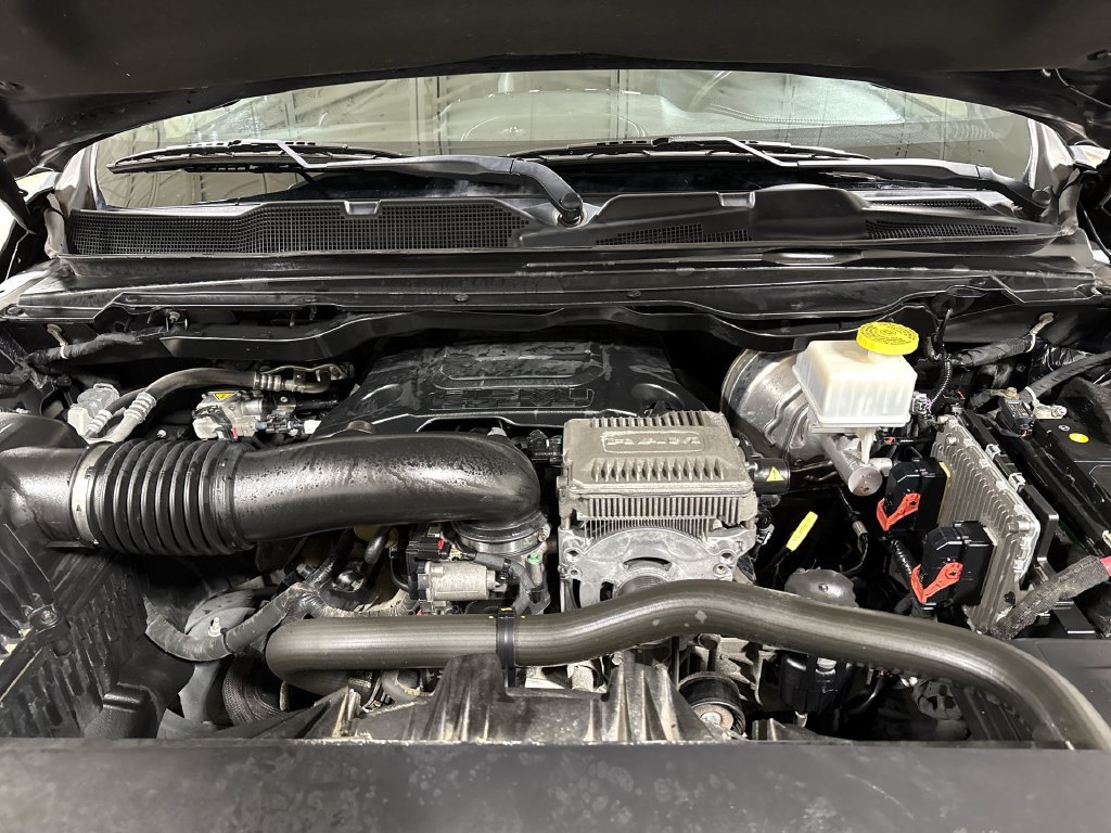 Used 2020 RAM 1500 Laramie AWD/4WD image 25