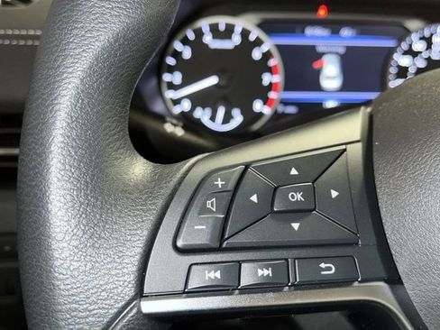 Used 2025 Nissan Sentra SV FWD image 24