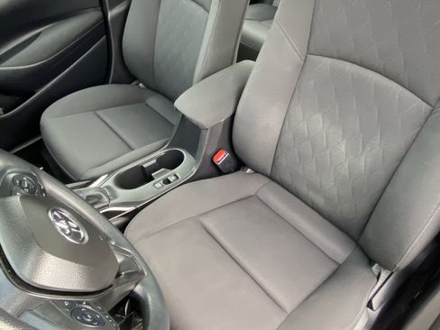 Certified 2025 Toyota Corolla LE image 27