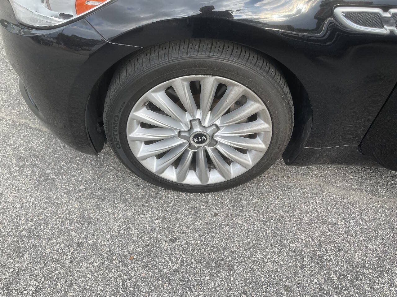 Used 2015 Kia K900 Luxury RWD image 36