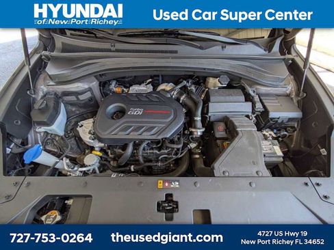 Used 2020 Hyundai Santa Fe Limited image 15