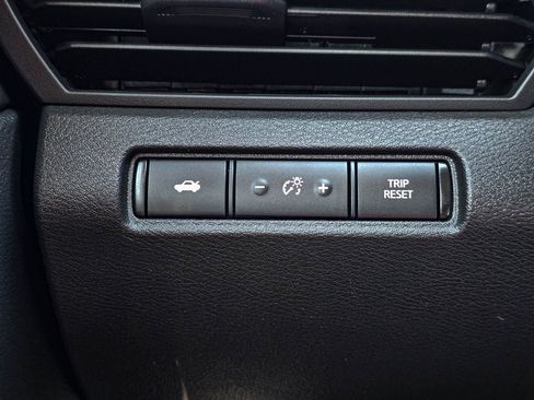 Used 2025 Nissan Altima 2.5 SR image 35