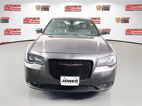 Used 2023 Chrysler 300 S image 15