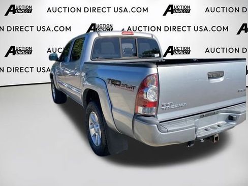 Used 2015 Toyota Tacoma PreRunner image 10