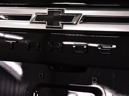 Used 2023 Chevrolet Tahoe High Country image 11