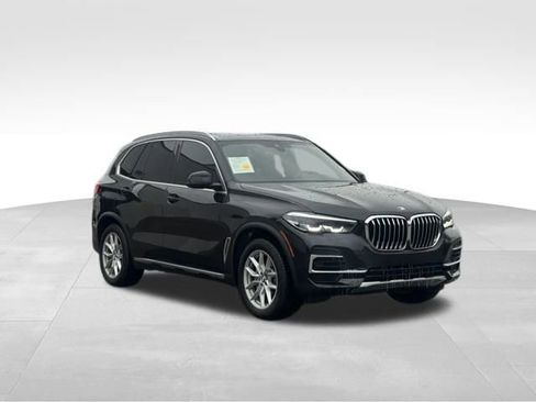Certified 2023 BMW X5 xDrive40i w/ Premium Package image 11