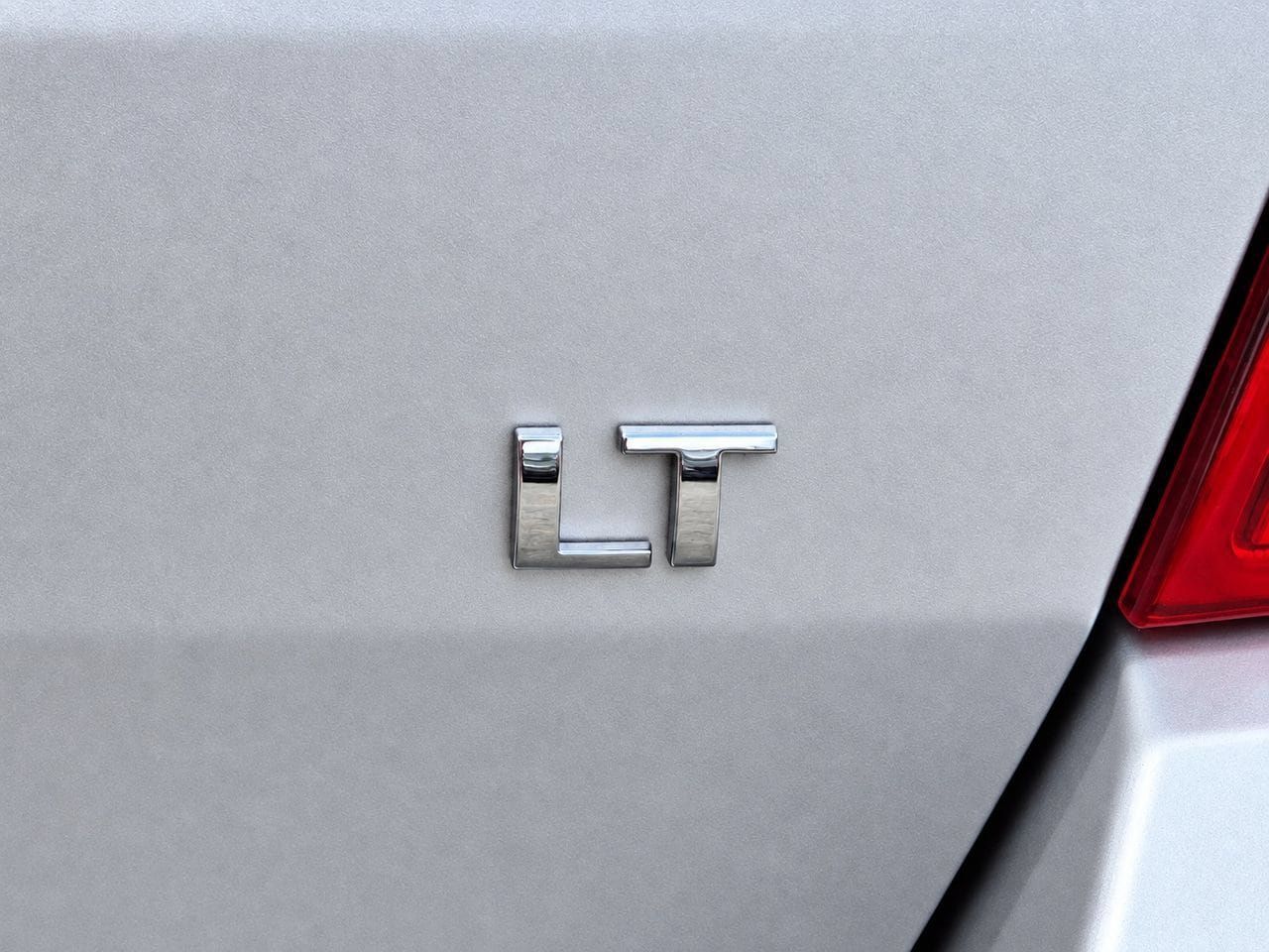 Certified 2020 Chevrolet Trax LT w/ LT Convenience Package AWD/4WD image 7
