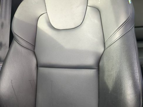 Used 2022 Volvo S60 B5 Momentum image 23