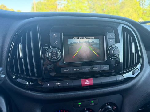Used 2017 RAM ProMaster City Tradesman w/ Rear Back-up Camera Group FWD image 23