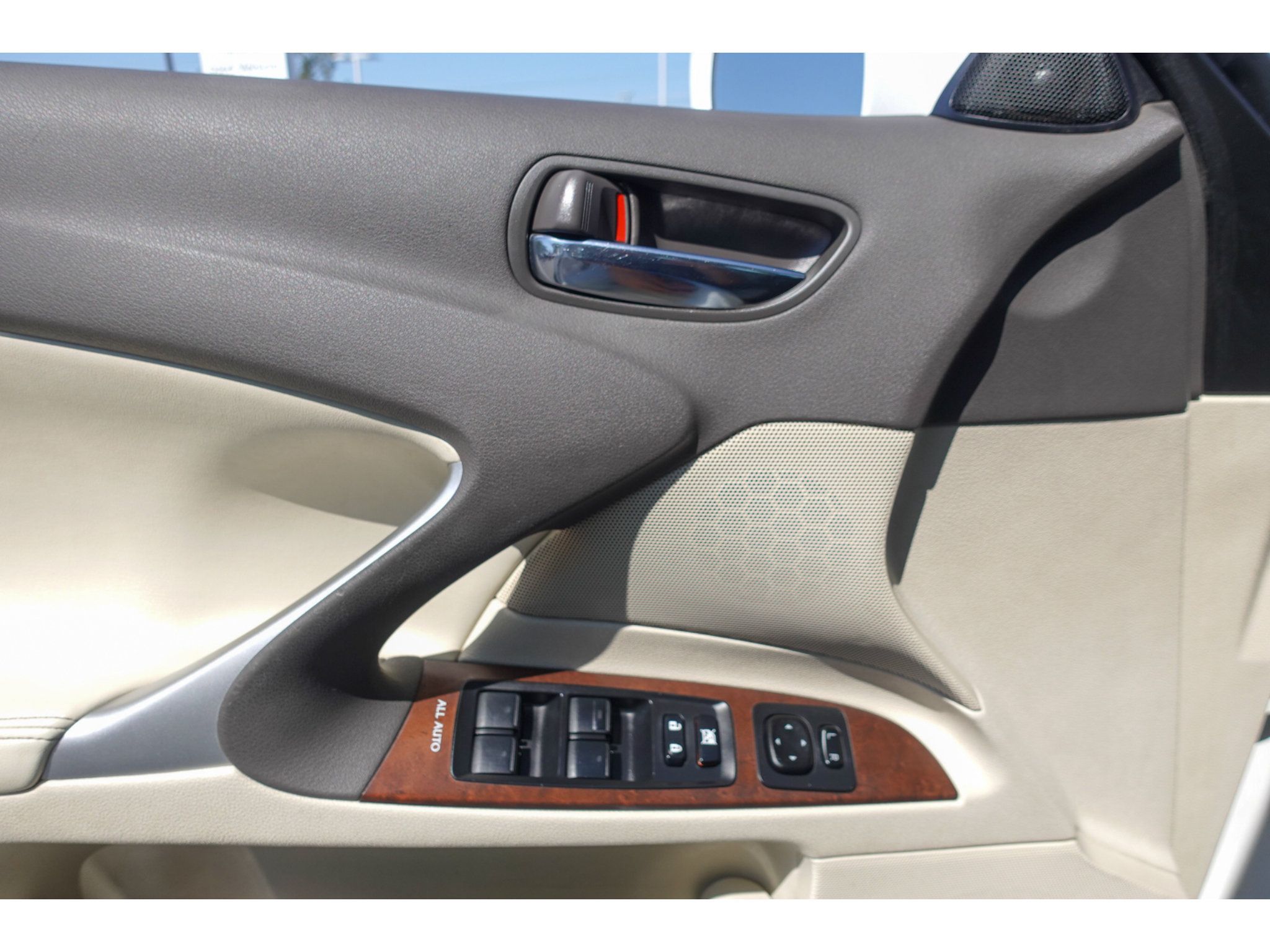 Used 2012 Lexus IS 250 w/ Premium Pkg Value Edition RWD image 11
