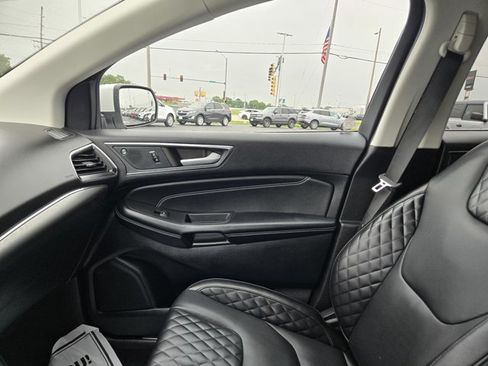Certified 2023 Ford Edge Titanium w/ Equipment Group 301A AWD/4WD image 17