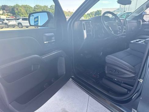 Used 2019 Chevrolet Silverado 1500 LT w/ All Star Edition AWD/4WD image 10