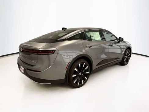 New 2025 Toyota Crown Platinum image 6