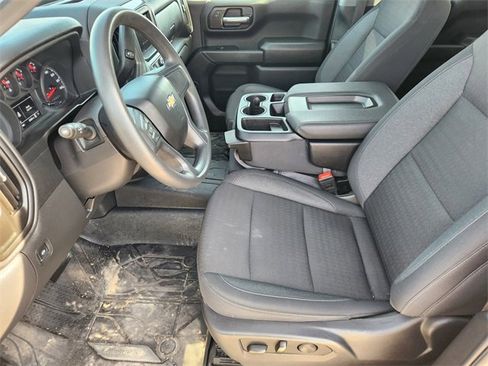 Used 2025 Chevrolet Silverado 1500 Custom image 13