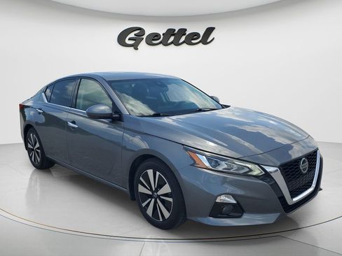 Used 2020 Nissan Altima 2.5 SV FWD image 3