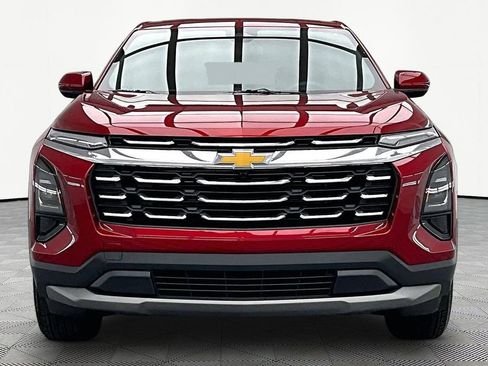 Used 2026 Chevrolet Equinox LT AWD/4WD image 3