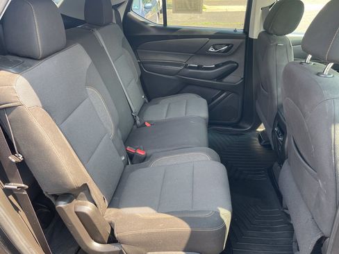 Used 2019 Chevrolet Traverse LS AWD/4WD image 24