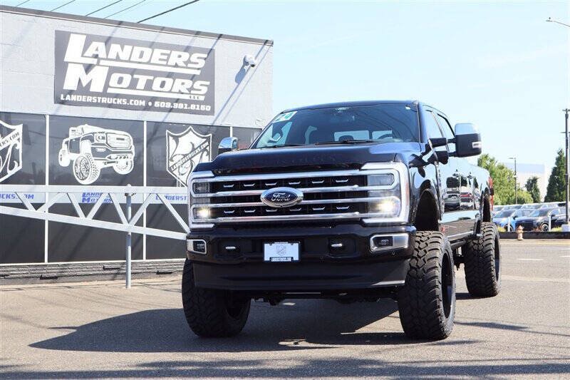 Used 2024 Ford F350 Platinum AWD/4WD image 1