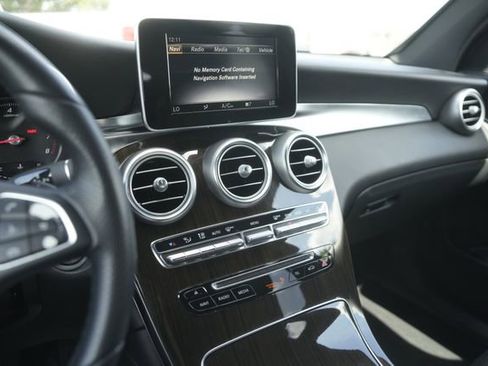 Used 2018 Mercedes-Benz GLC 300 image 26