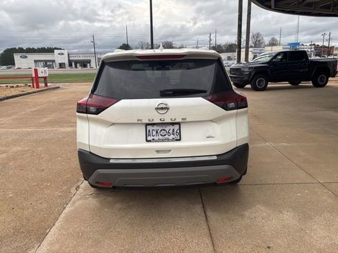 Used 2021 Nissan Rogue SL image 7