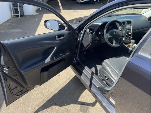 Used 2010 Lexus IS 250 image 14