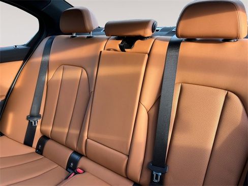 New 2026 BMW 330i xDrive 330i xDrive w/ Premium Package image 13