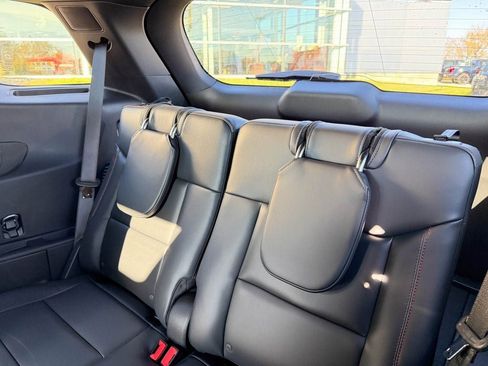 New 2026 Ford Explorer ST-Line w/ ST-Line Street Pack AWD/4WD image 14