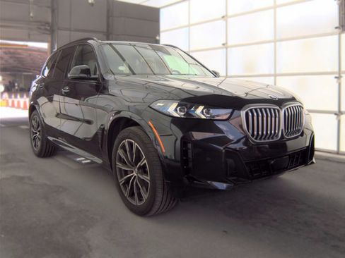 Used 2026 BMW X5 sDrive40i w/ M Sport Package RWD image 1